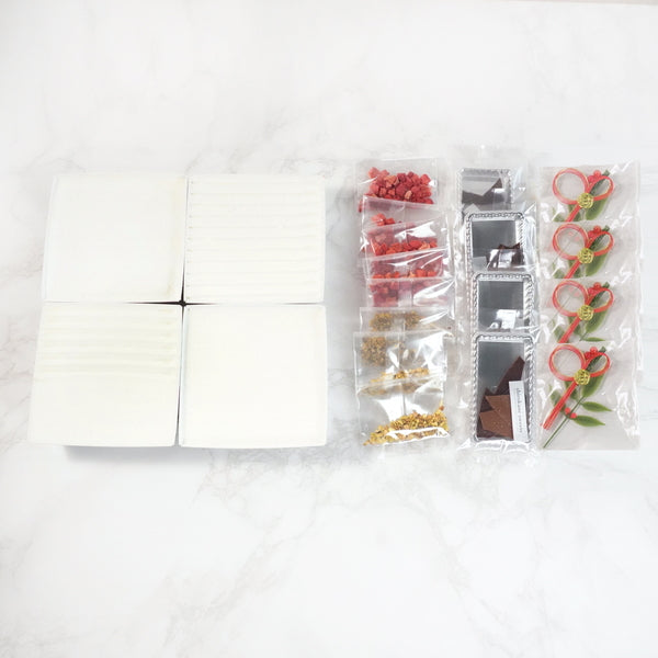 shirokane sweet TOKYO スクエアスイーツ白いスイーツおせち 4種Mixスイーツアソート
(ムースフロマージュ、ドゥーブルフロマージュ、ショートケーキ(イチゴ、オレンジ))