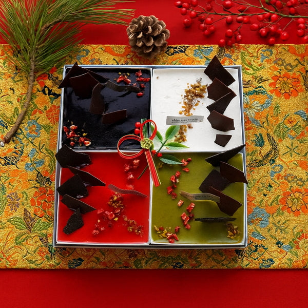 shirokane sweet TOKYO スクエアスイーツおせち 4種Mixスイーツアソート
(ドゥーブルフロマージュ、ミロワールフランボワーズ、ミロワールショコラ、ミロワールピスターシュ)