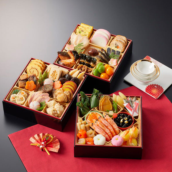 【2026年おせち予約】有馬温泉「四季の彩 旅篭」監修おせち和風三段重(3~4人前/43品)