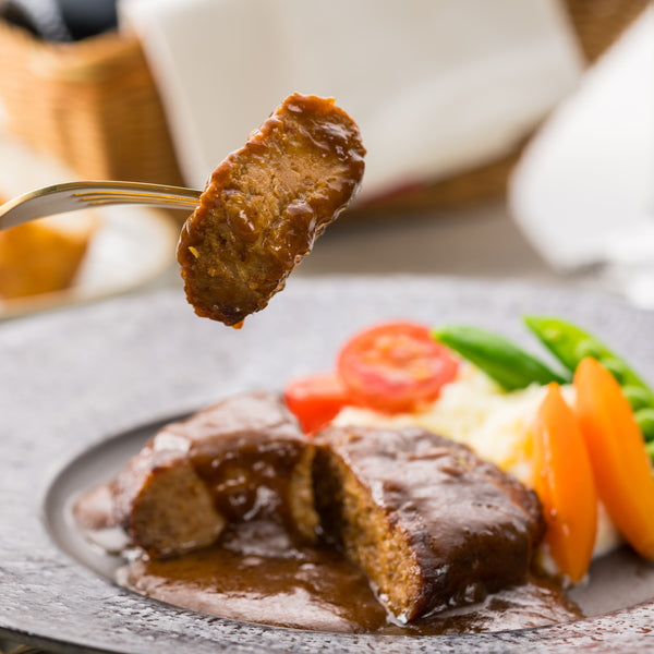 【母の日ギフト】レストランリューズ 飯塚隆太監修 濃厚デミグラスソースハンバーグ(150g×4)