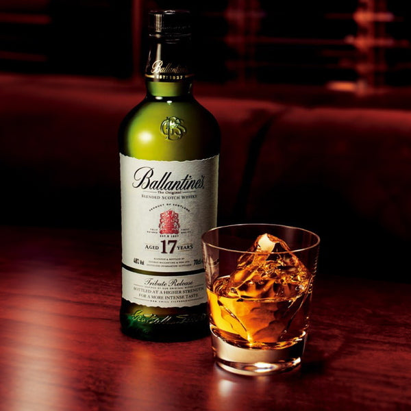 1827年創業スコッチウイスキー バランタイン 17年 トリビュートリリース 700ml(2本)