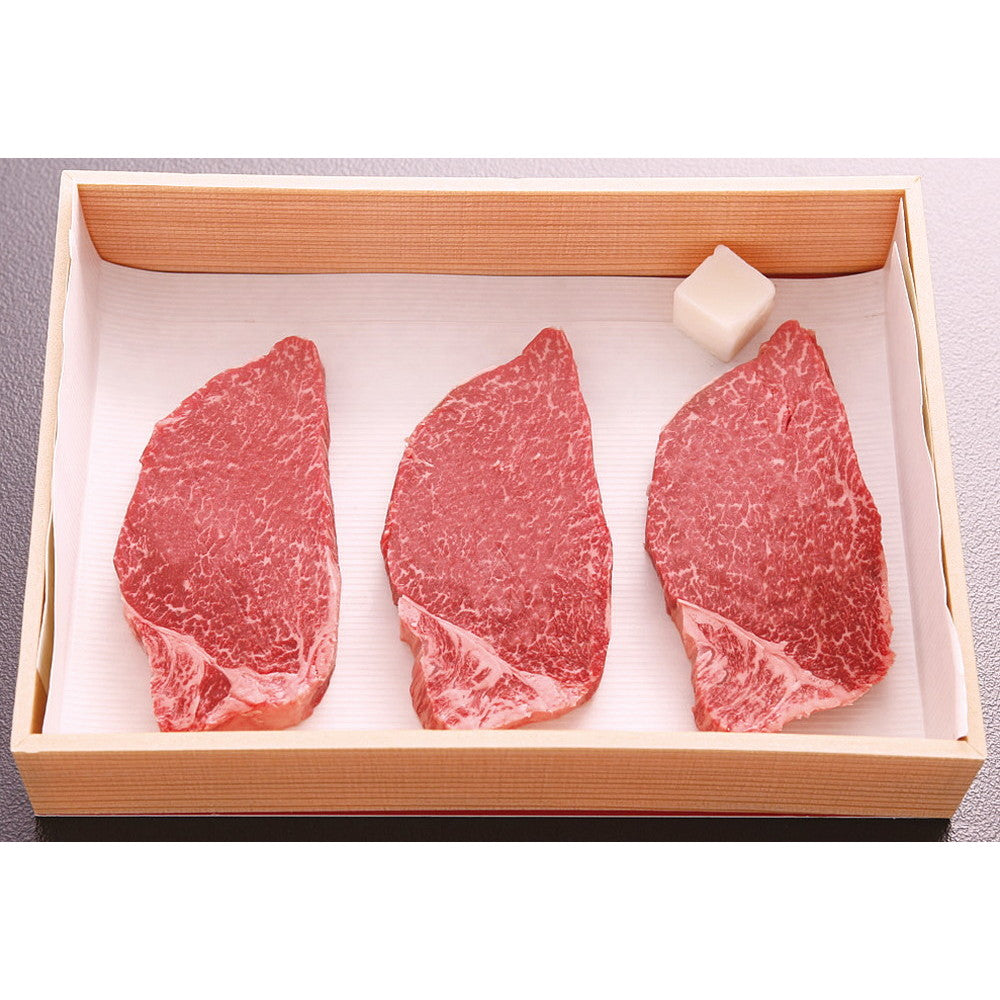 群馬 「赤城牛のとりやま」 赤城牛ヒレステーキ【100g x 3枚】