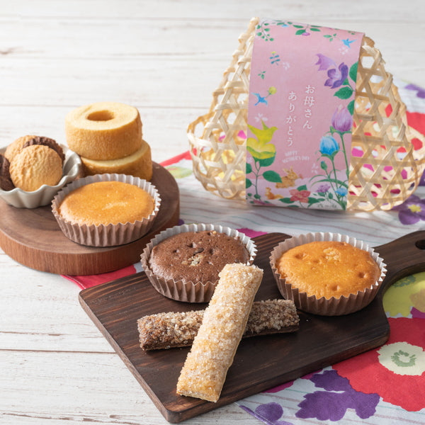【母の日ギフト】M森の庭　ふろしき包みのスイーツバスケット