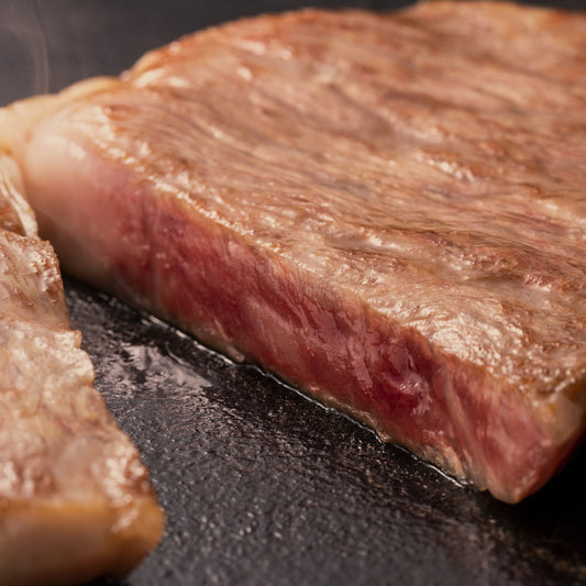 【ギフトカード】日本最古の和牛　蔓牛「竹の谷蔓」の血統　『千屋牛』特選ステーキ300g