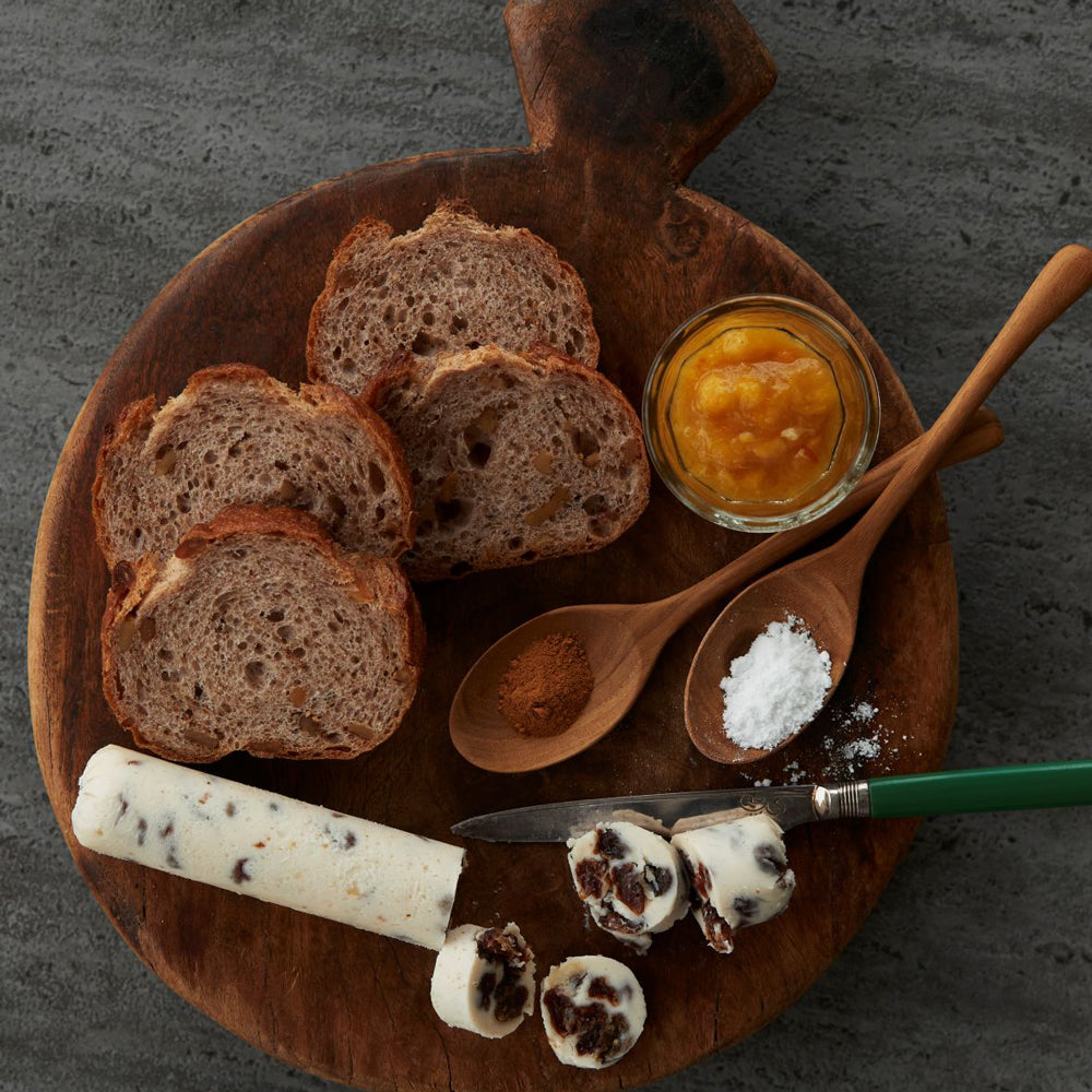 【ギフトカード】カルピス特撰バター　謹製レーズン・バター120g　２個セット