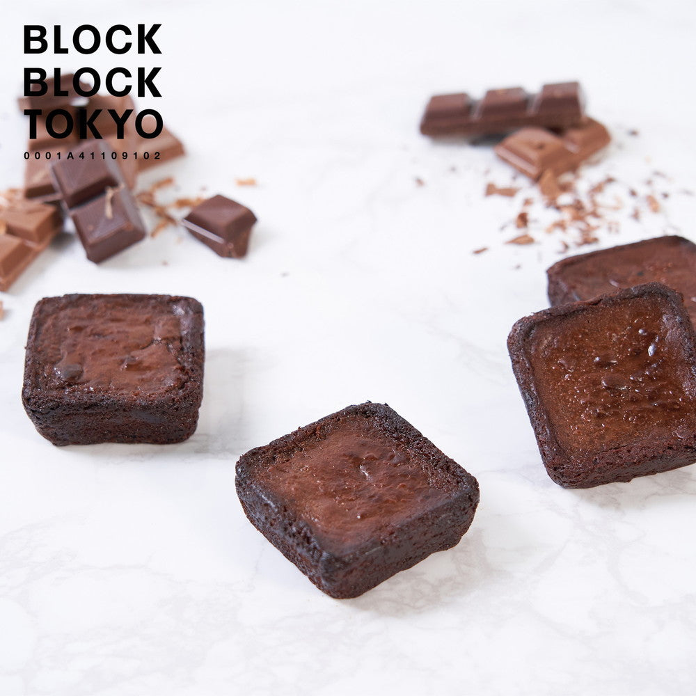 【ギフトカード】BLOCK BLOCK TOKYO バスクチーズケーキ（ショコラ）４個