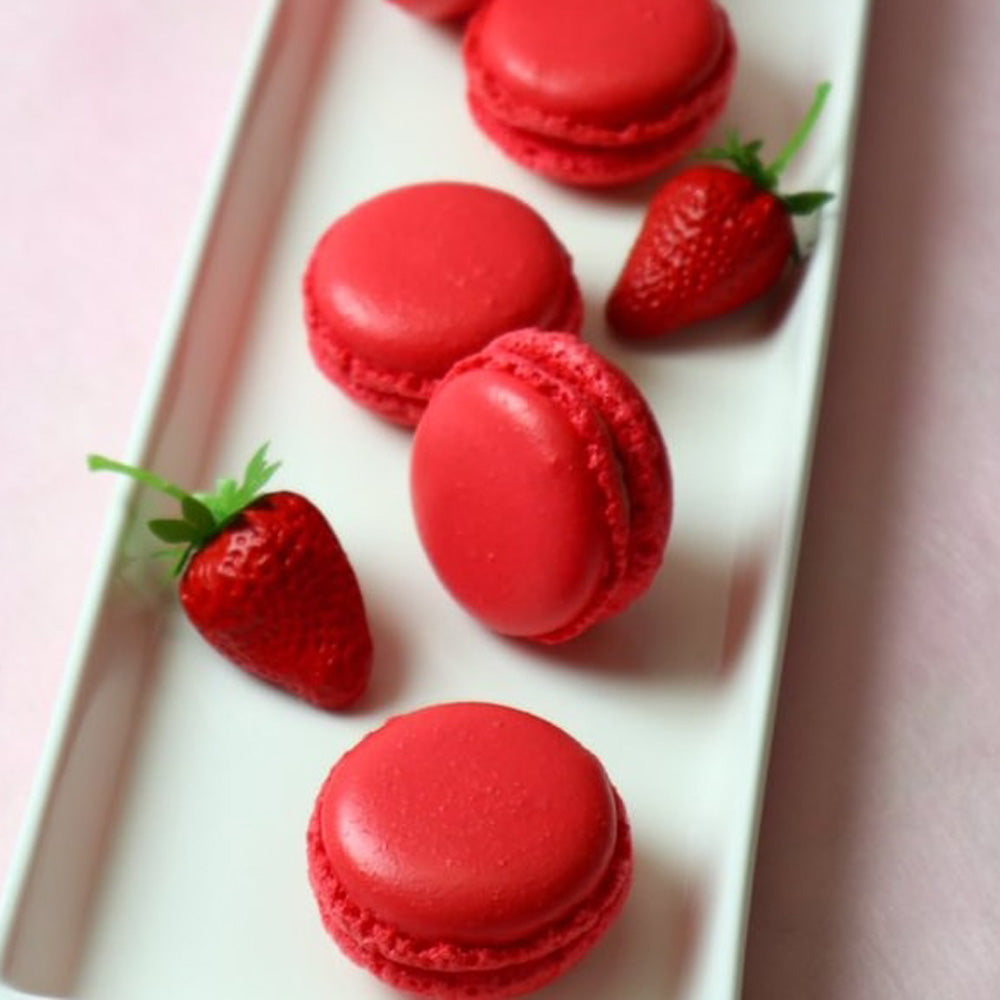 【ギフトカード】1802年パリ創業　ダロワイヨ　あまおうのマカロン 9個