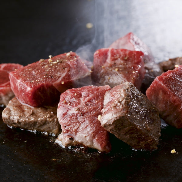 国産黒毛和牛 角切りステーキ用（モモ600g）