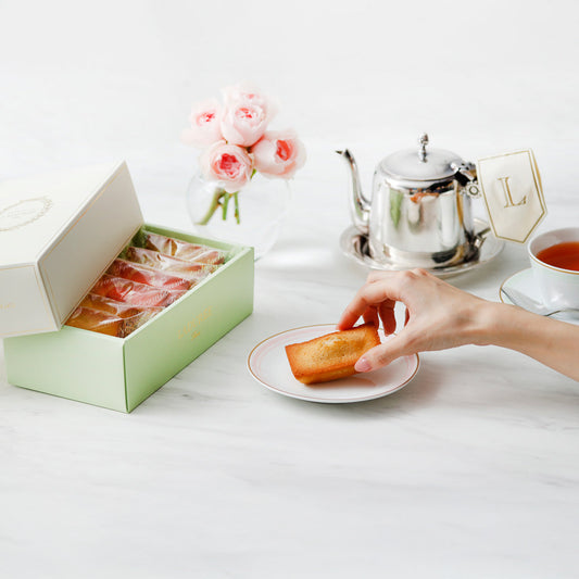 【ギフトカード】LADUREE（ラデュレ）コフレ・フィナンシェ 6個入り