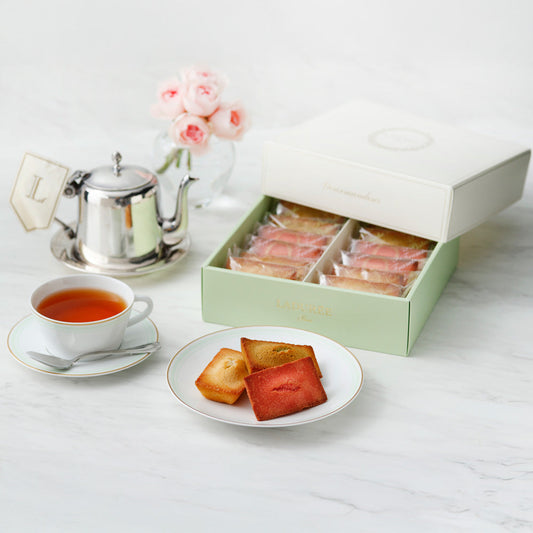 【ギフトカード】LADUREE（ラデュレ）コフレ・フィナンシェ 12個入り