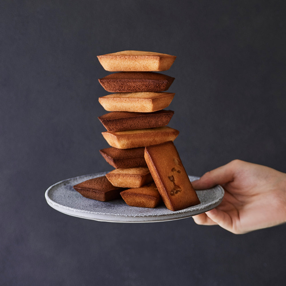 【ギフトカード】ラ・メゾン・デュ・ショコラ フィナンシェ 12個入