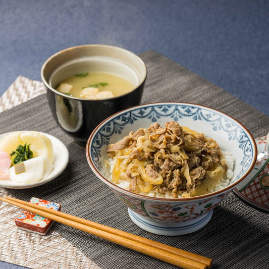 【母の日ギフト】日本料理寺田　寺田繁監修　お出汁香る国産牛の牛丼(135g×4)