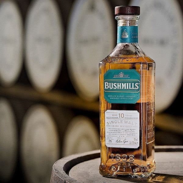 アイリッシュウイスキー BUSHMILLS(ブッシュミルズ)10年 700ml 1本