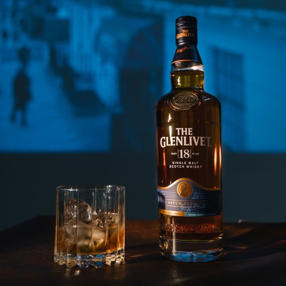 【ギフトカード】1824年創業スコッチ・ウイスキー ザ・グレンリベット  18年 箱入 700ml 2本