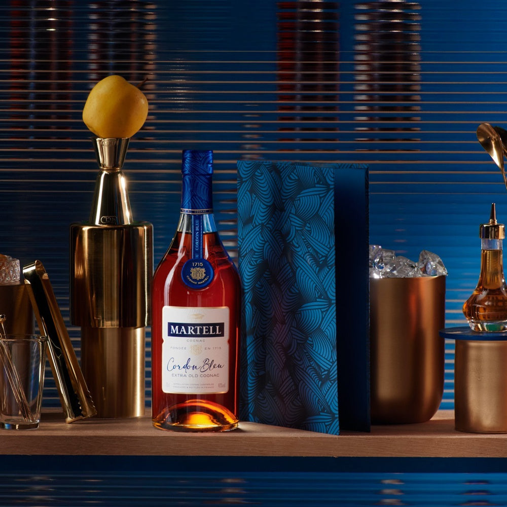 【ギフトカード】1715年創業コニャック マーテル コルドンブルー 箱入 700ml