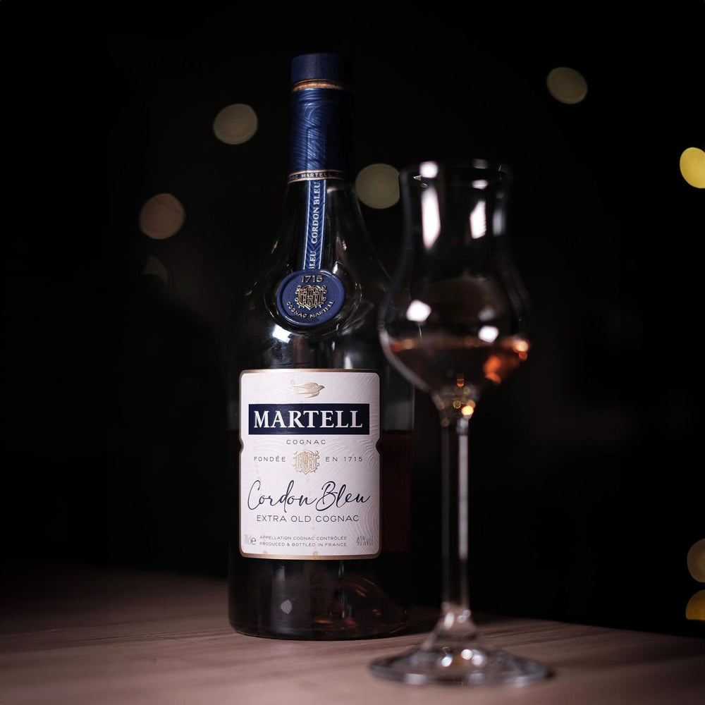 【ギフトカード】1715年創業コニャック マーテル コルドンブルー 箱入 700ml 2本