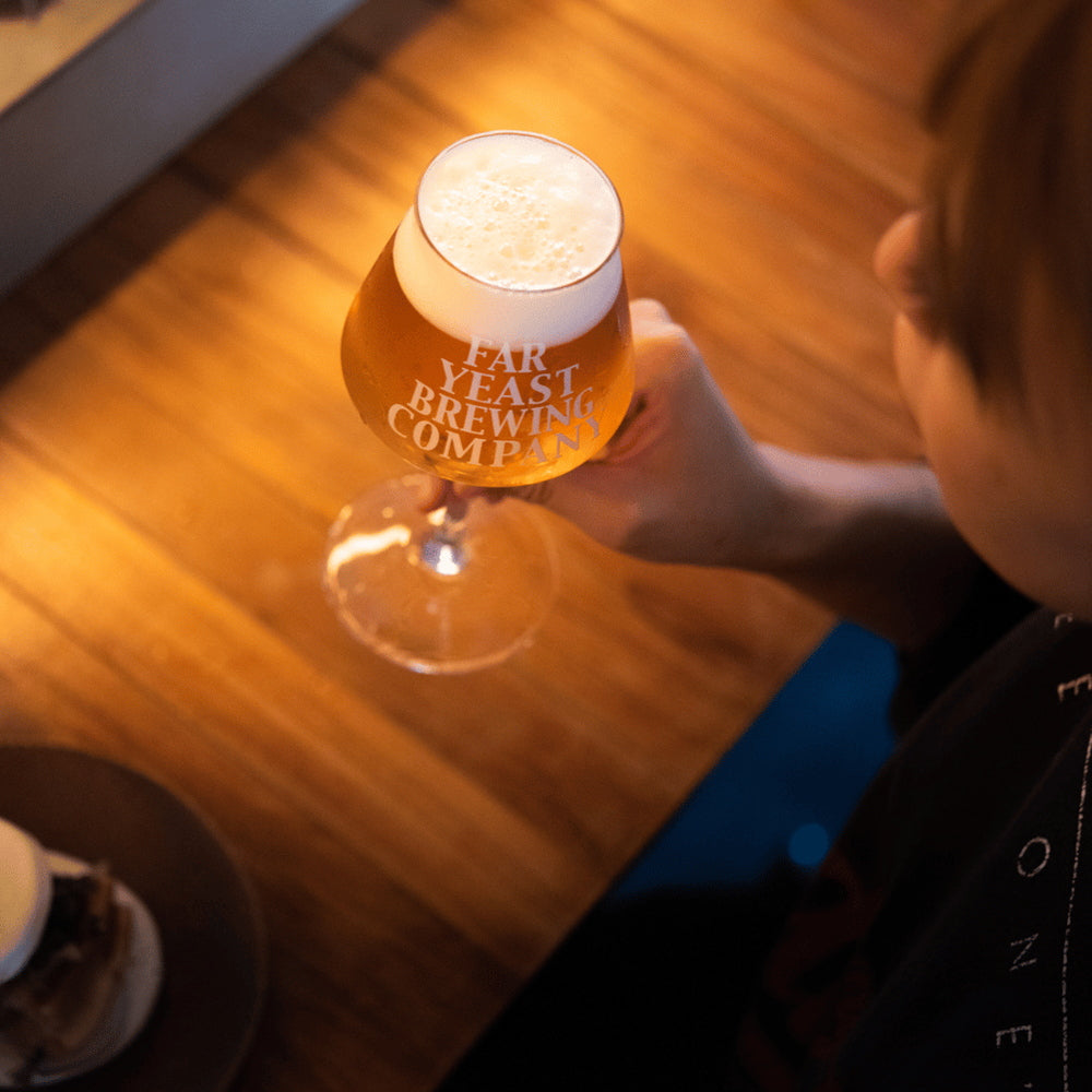 【ギフトカード】多摩川源流生まれのクラフトビール　ファーイースト ホワイト 350ml 24本