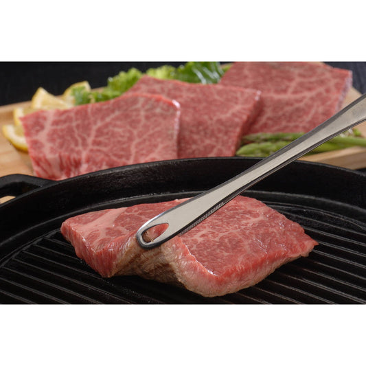 【母の日ギフト】三重　松阪牛　赤身ステーキ240g 【モモ 120g x 2】